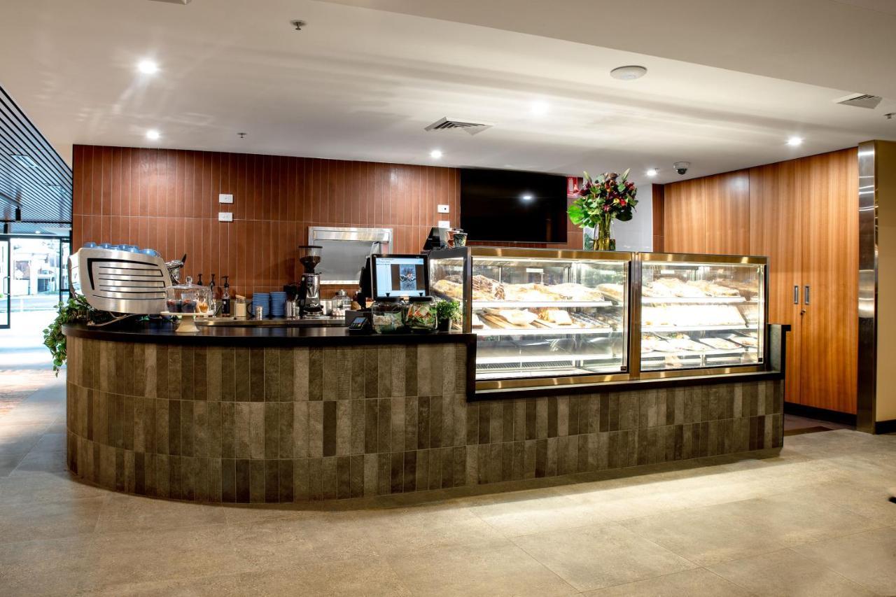 Young Federation Motor Inn And Services Club Ngoại thất bức ảnh